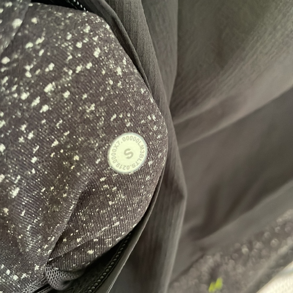 ROBERT GELLER x lululemon Take The Moment Hooded 1/2 Zip - Picture 6 of 7